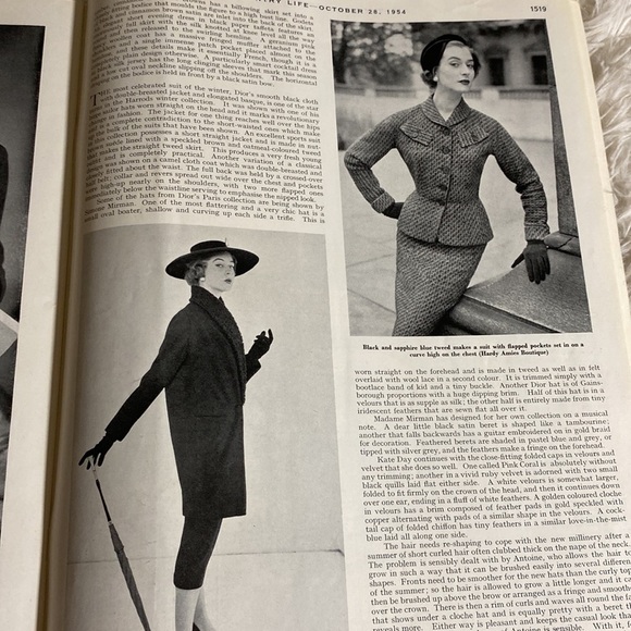 COUNTRY LIFE MAGAZINE October 28, 1954 - Picture 4 of 16